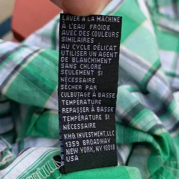 Calvin  Klein 100% cotton, short sleeve, button-down shirt - Picture 5 of 5